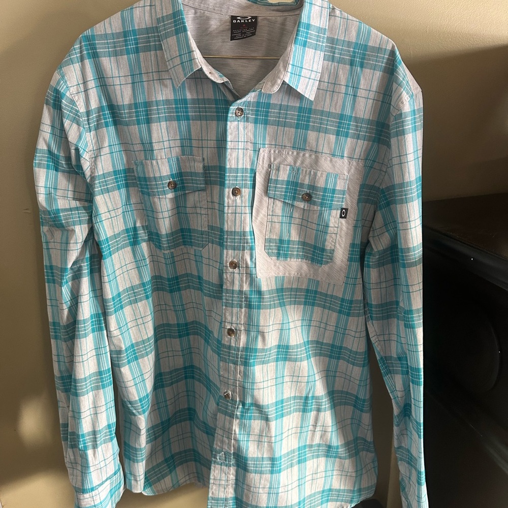 Oakley Teal and White Plaid Button Down Shirt